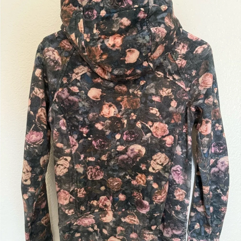 Lululemon Vintage Floral Scuba Zipped Hood Jacket